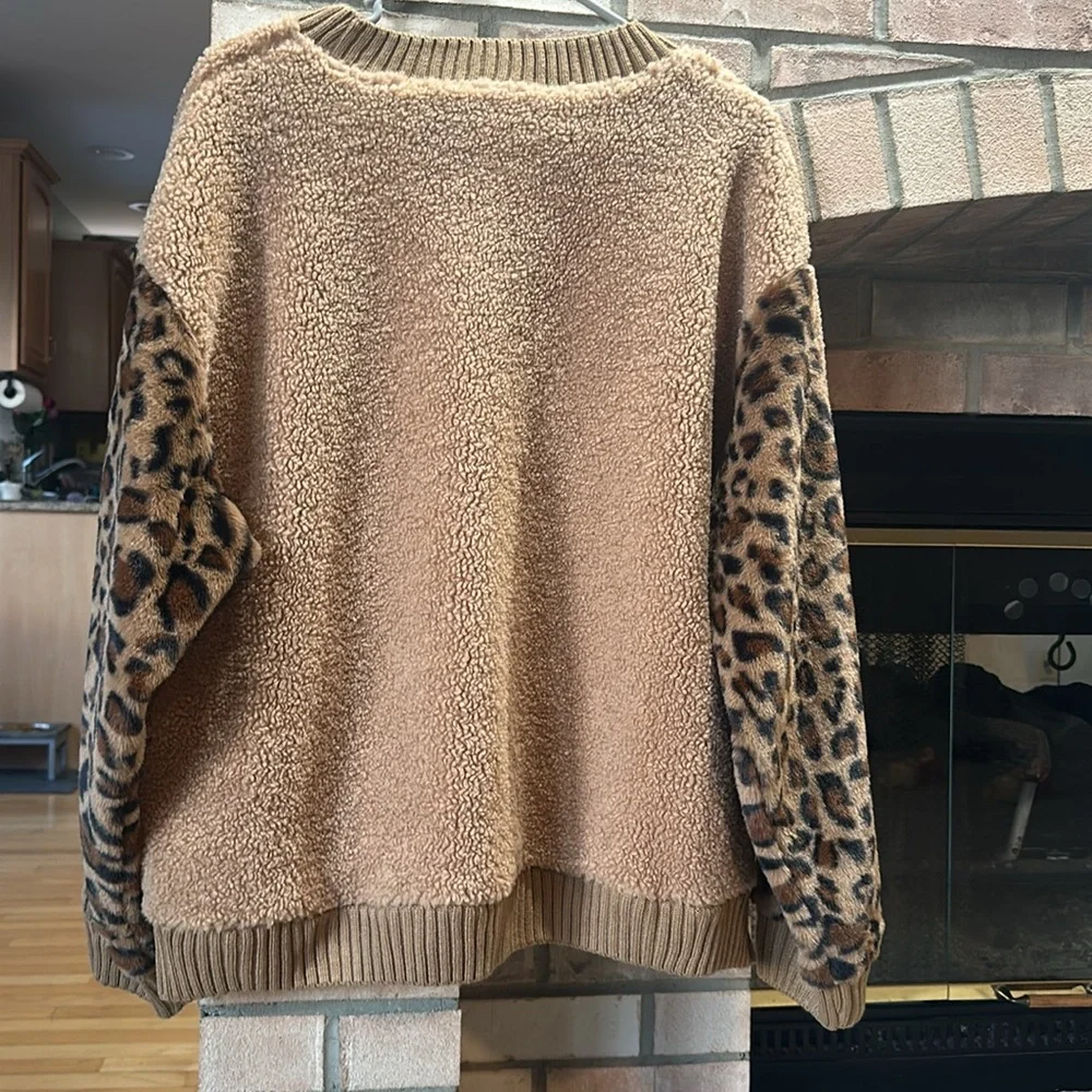 POL SWEATER - Picture 4 of 4